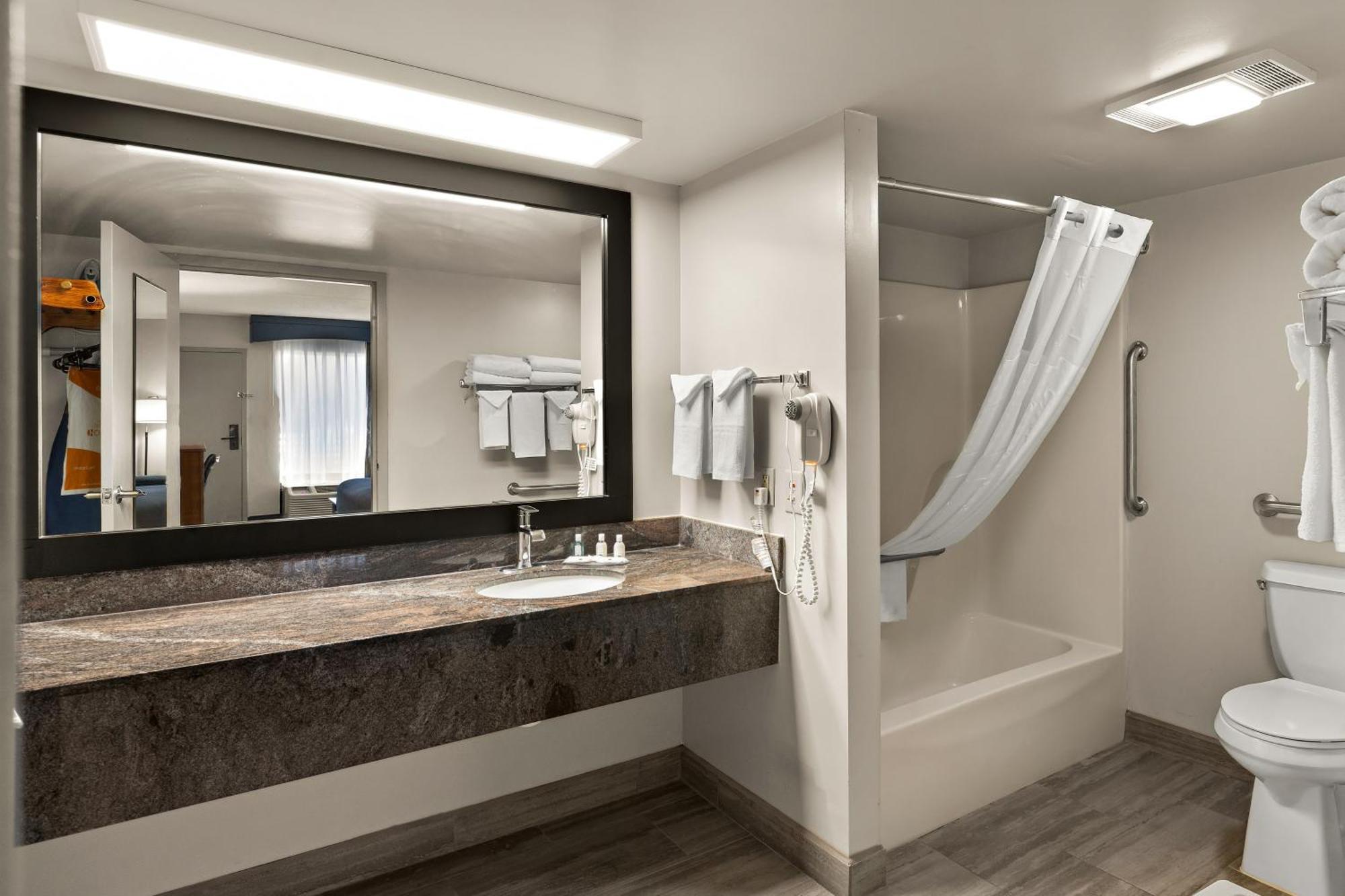 Quality Inn Дендрідж Екстер'єр фото