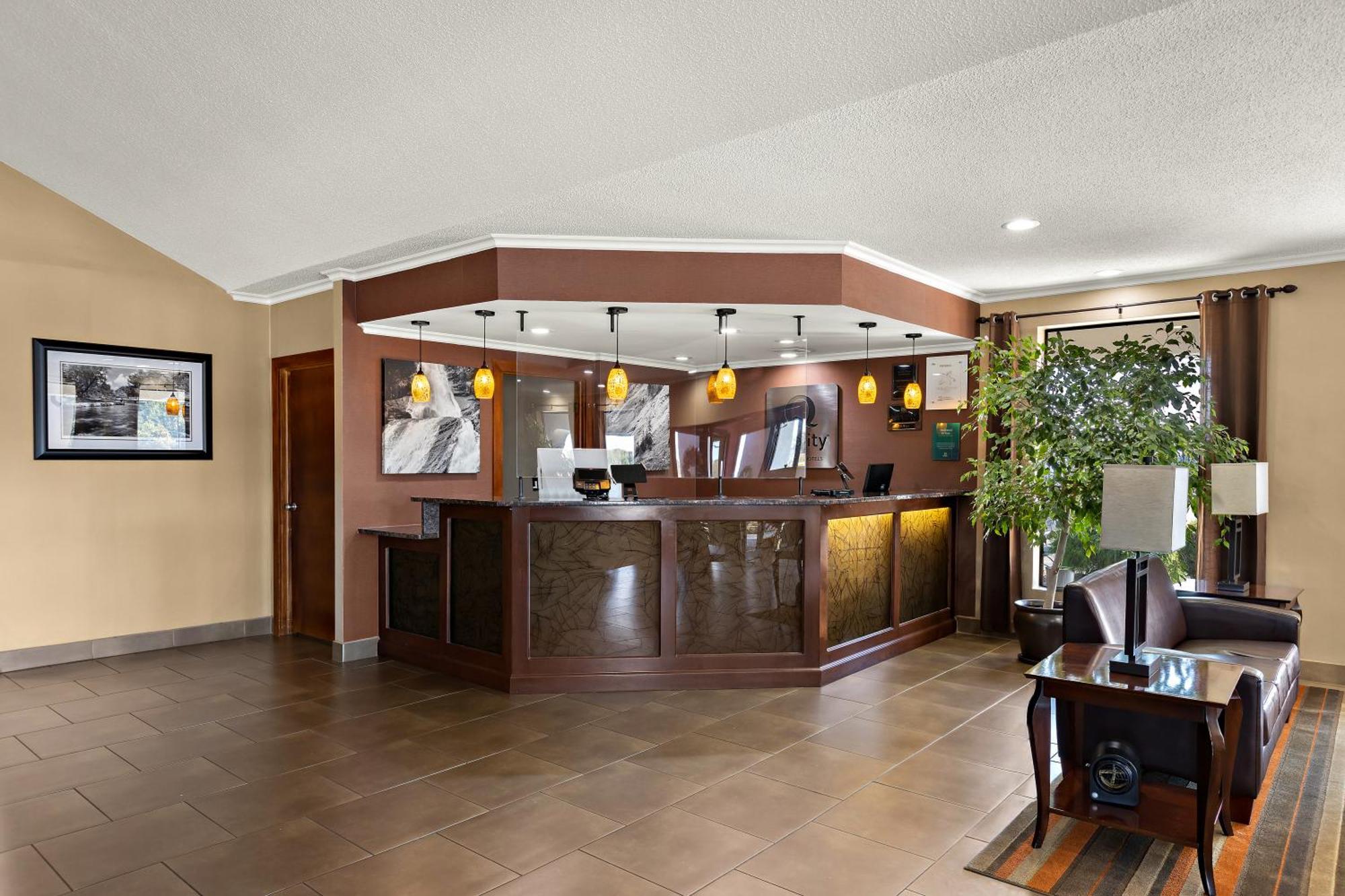 Quality Inn Дендрідж Екстер'єр фото
